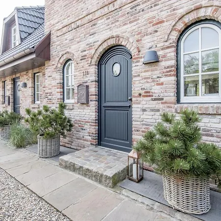 Holiday home Hues Lina Sylt